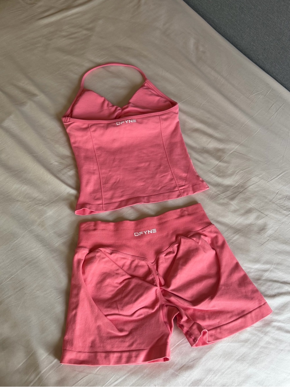Pink Seamless Gym Set Size S | DFYNE Inspired Scrunch Shorts + Halter Top